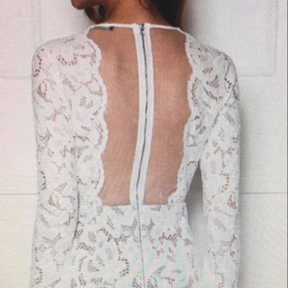 Dresses & Skirts - White midi lace dress
